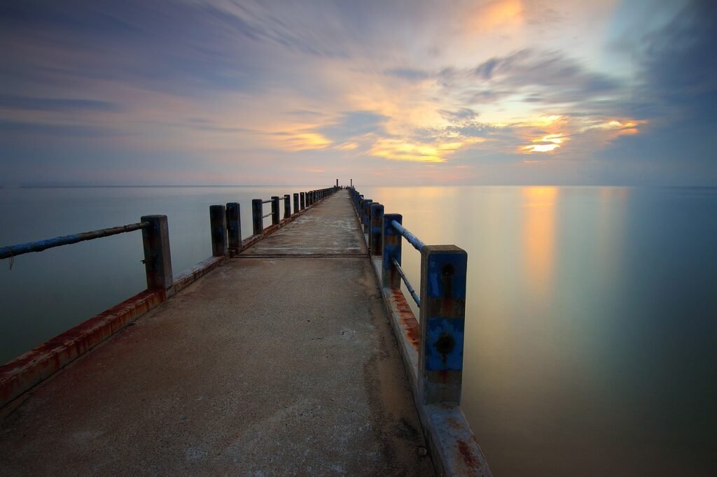 jetty, sea, sunset-1867364.jpg